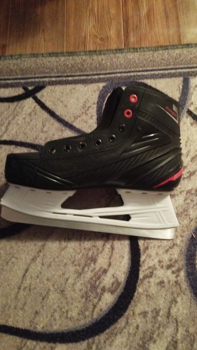продам коньки,размер 40-41