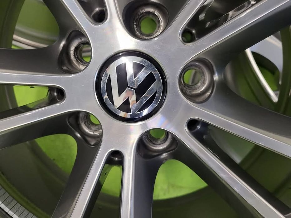 17 5x112 Vw Passat Touran Tiguan Caddy Skoda Audi 5х112