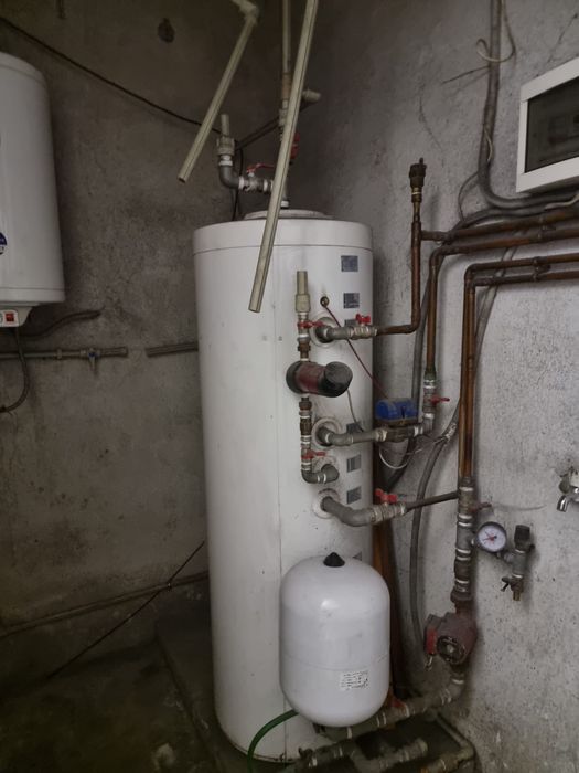 Слънчеви панели селективни + комбиниран бойлер Татрамат VTS 200 литров