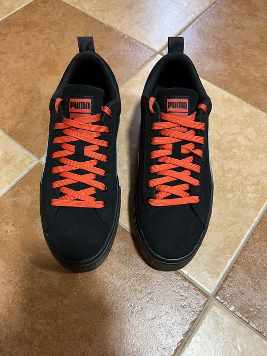 Продавам спортни обувки Puma и Replay