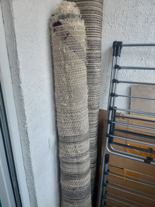 ТВ, ковры в отличном состояние