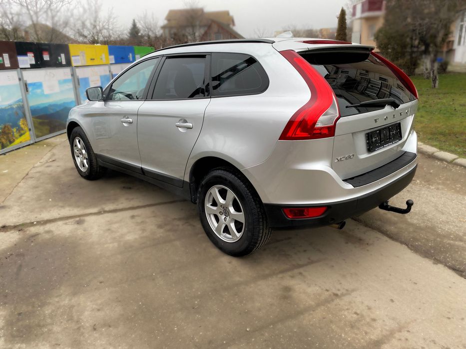 Volvo XC 60 • 2.0 D • Automat • Navi • Xenon • 5 cilindrii • Euro 5