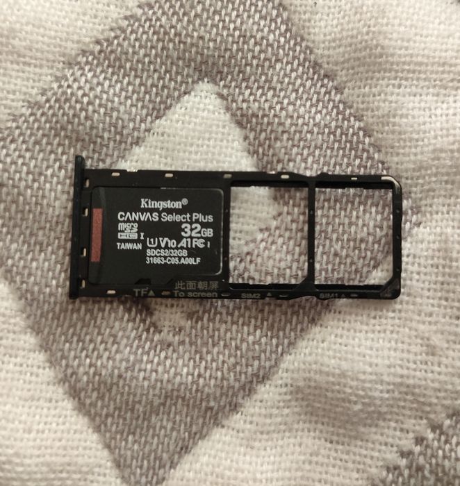 Продам смартфон OPPO A12