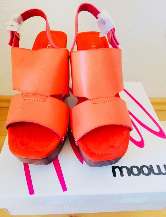 Сандали Moow НОВИ, естествена кожа, размер 38