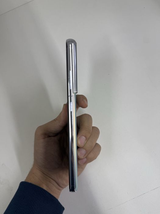 Продам Samsung s21 Ultra 12/128
