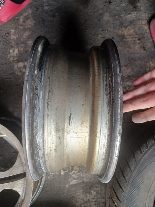 Продам диски 4 штуки на 13