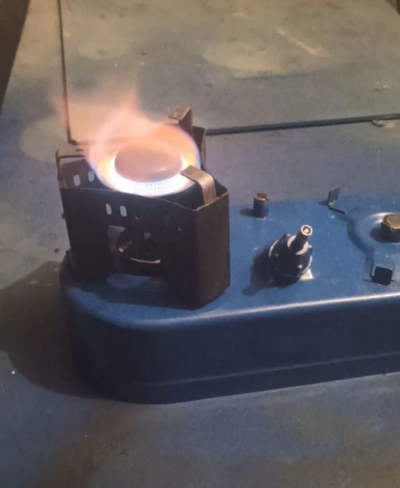 Продам "шмель 3" примус туристический