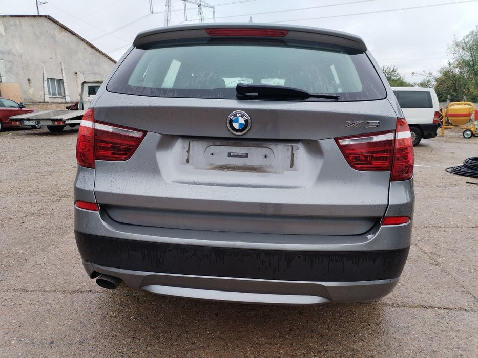 Bara spate cu senzori parcare  BMW X3 F25 cod culoare A52