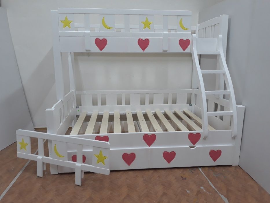 TRANSPORT GRATUIT.Pat etajat-supraetajat din lemn masiv.Cod 3216