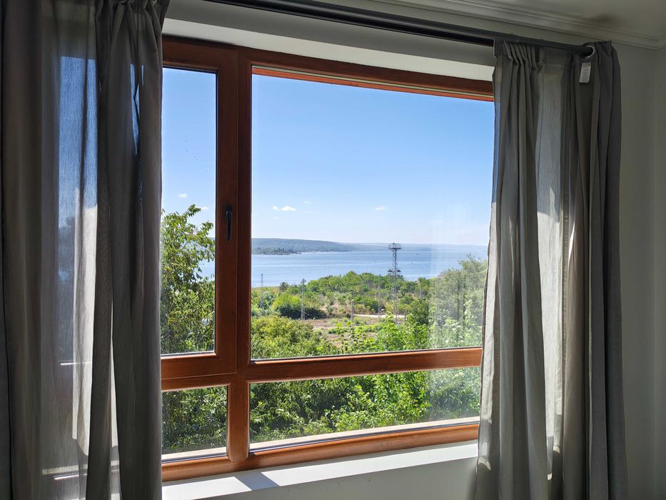 Продава се Двустаен апартамент в Варна, Погреби - 80 кв.м за 2375 €/кв.м - Снимка #1