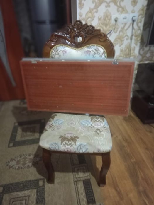 Настенные часы электронные