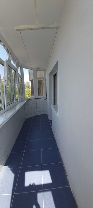 Vand apartament cu 3 camere
