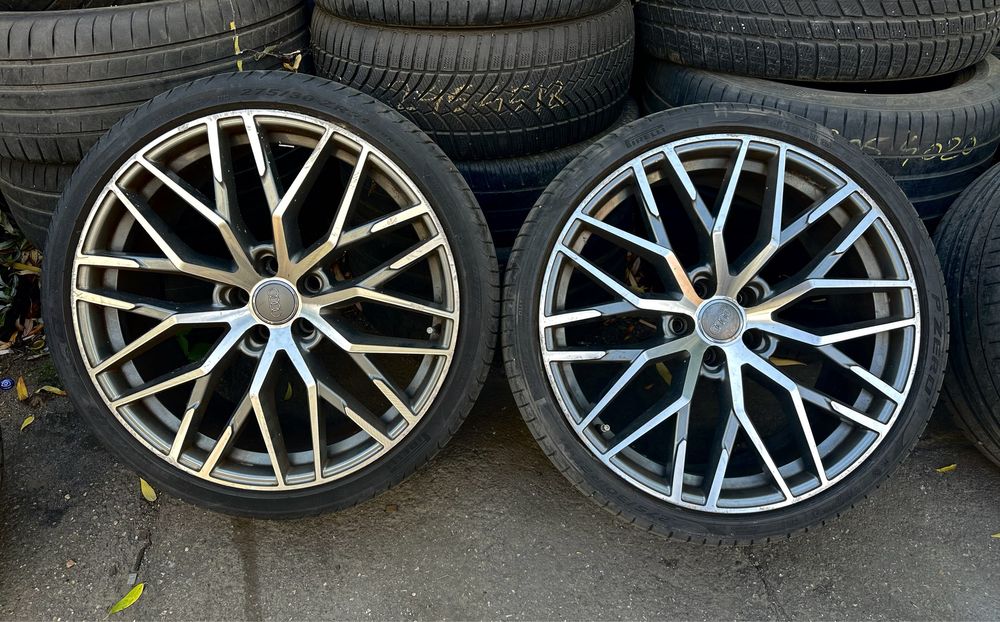 Jante + anvelope Audi R8 design 275/30/21 in stare buna