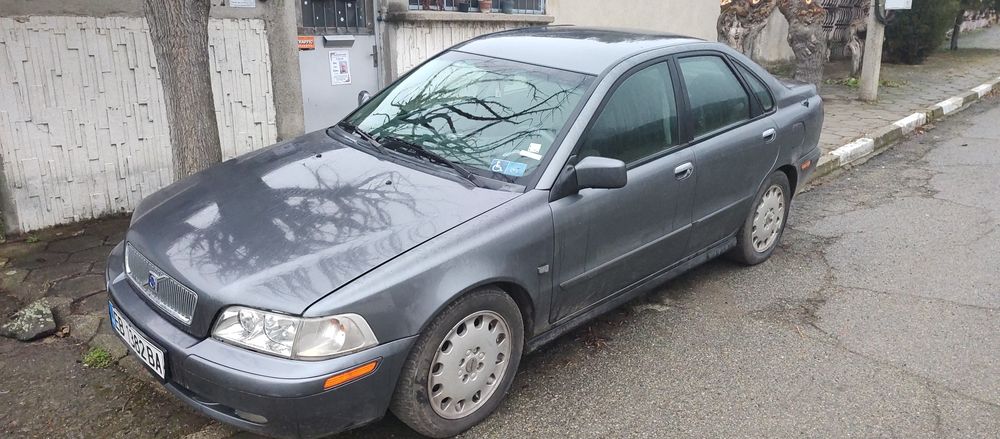 Волво s40 1.9d 2004г.