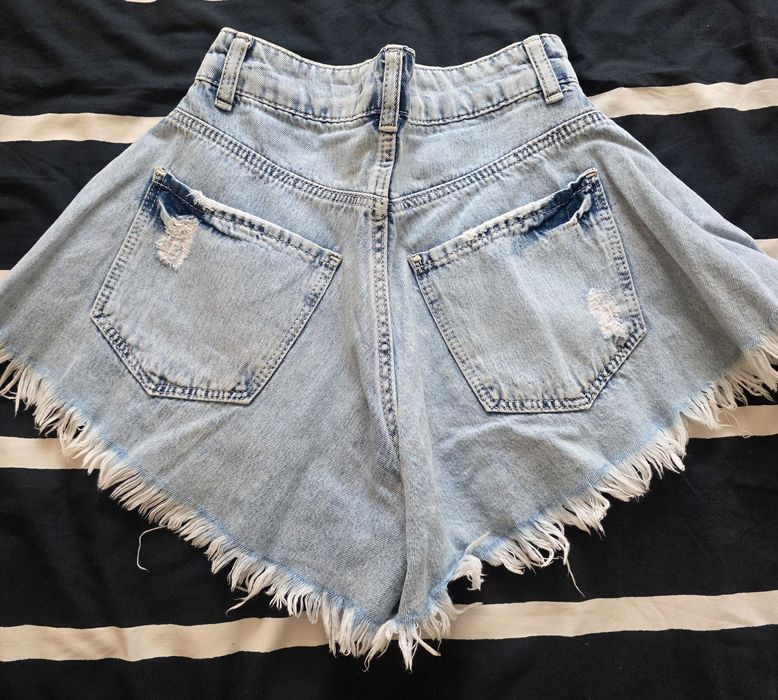 Дамски къси панталонки