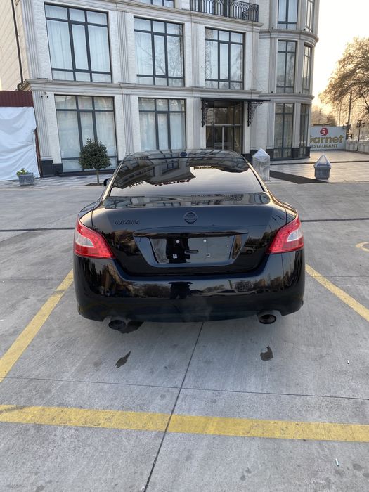 Nissan Maxima Sotiladi