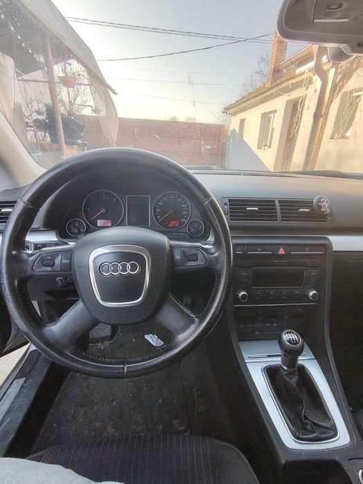 Audi A4 2.0 TDI 140 cp