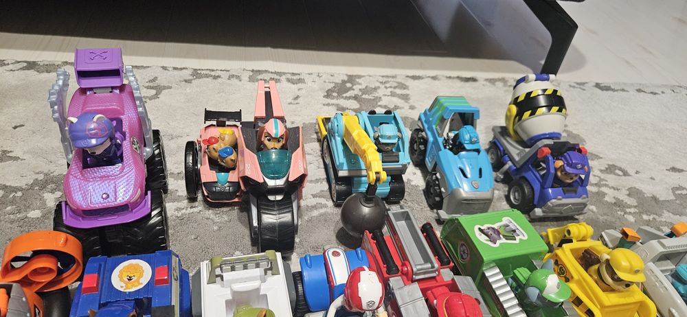 Colectie Paw Patrol  - Masini si figurine - aproape toate personajele