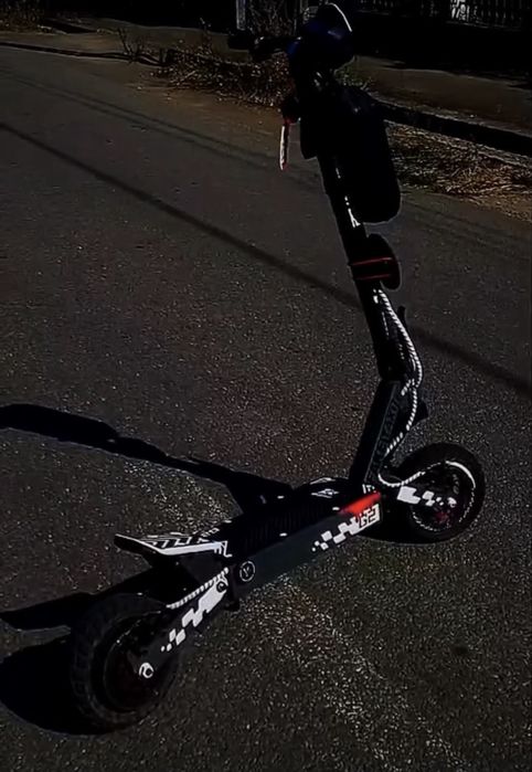 Vând kukirin G2