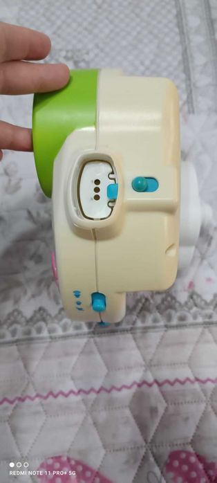 Играчка за легло на батерии