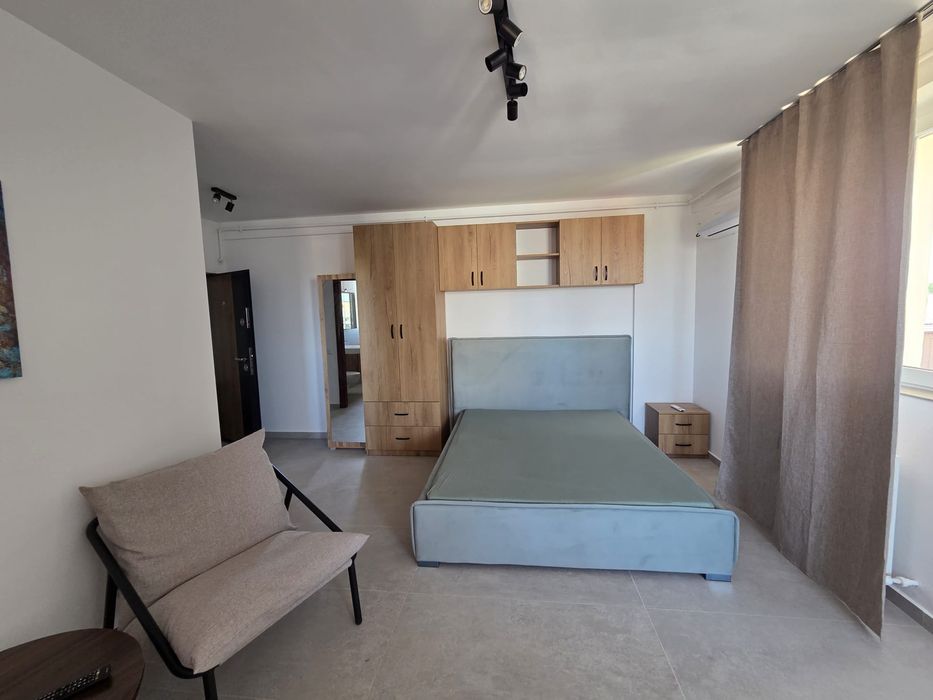 Garsonieră în bloc nou, prima închiriere, loc de parcare, 7 min de metrou Dimitrie Leonida
Complet mobilată și utilată, centrală proprie, aer c