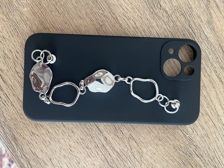 Чехлы на 13 айфон