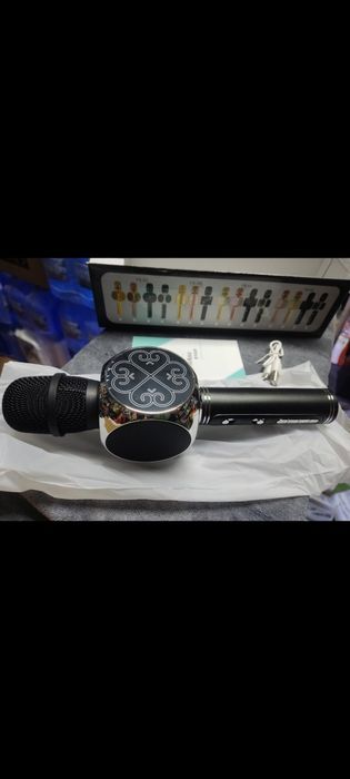 Караоке микрофон с динамиком и флешкой Bluetooth