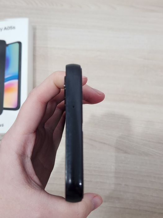 Samsung a05s 128гб