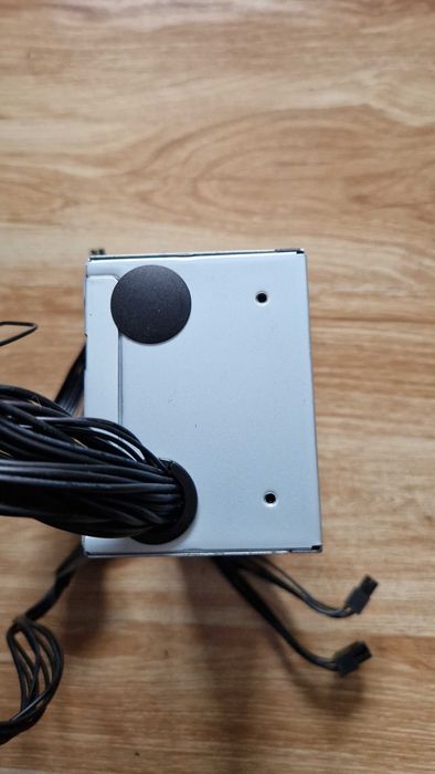 Vand PSU/Sursa model FSP300-60SBV 80+ Bronz !! CA NOUA !! la 100lei