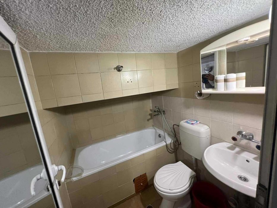 Дава се под наем Едностаен апартамент в София, Гоце Делчев - 50 кв.м за 350 € - Снимка #2