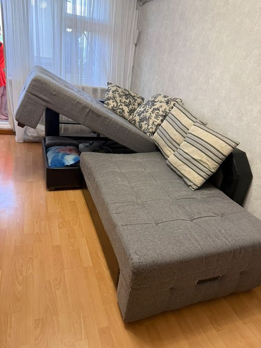 Продам  диван ройон тайги
