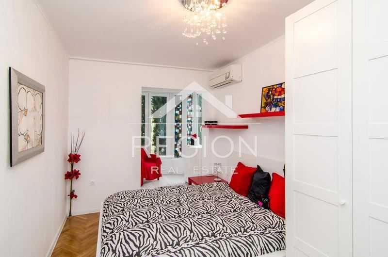 Дава се под наем Тристаен апартамент в Варна, Бриз - 100 кв.м за 850 € - Снимка #9