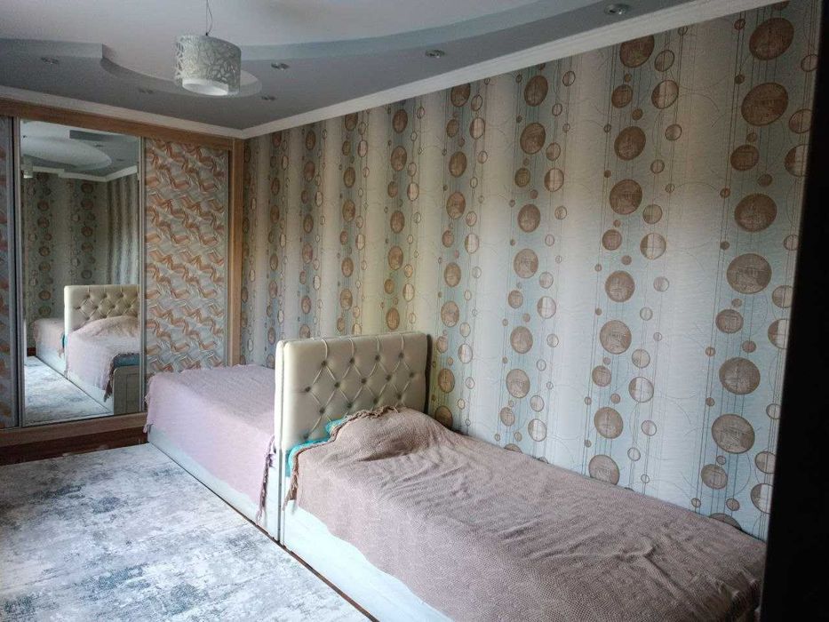 Қибрайда файзли ҳовли сотилади / Продается уютный двор в Кибрае