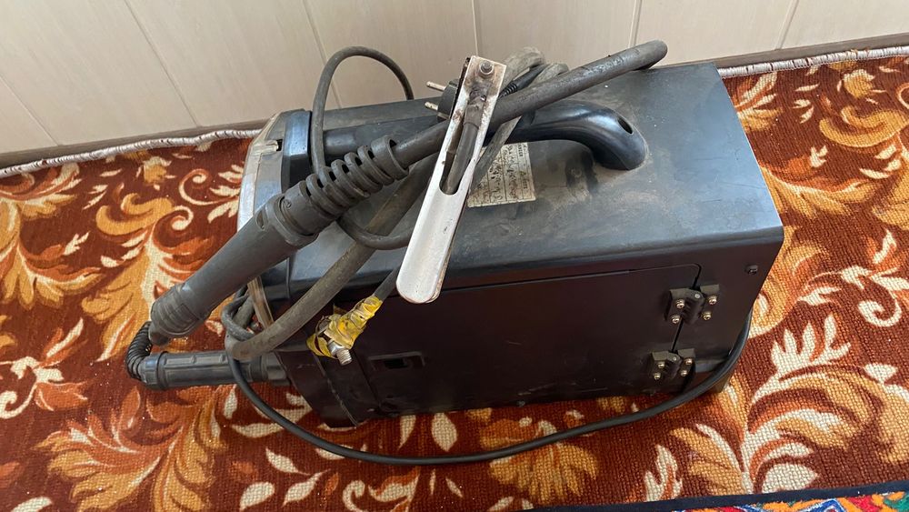 Сварочный аппарат