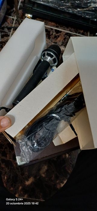 Microfoane vintage Hitachi UDM-4