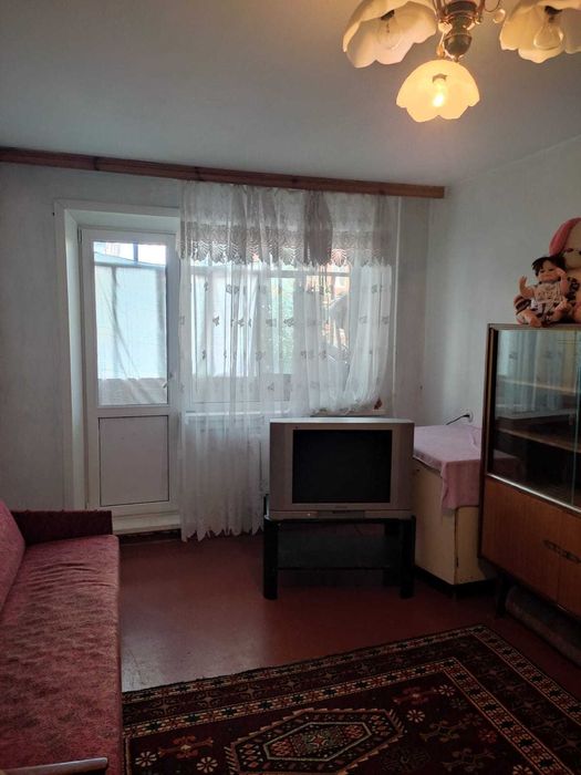 Продам 3х-комнатную по Маяковского