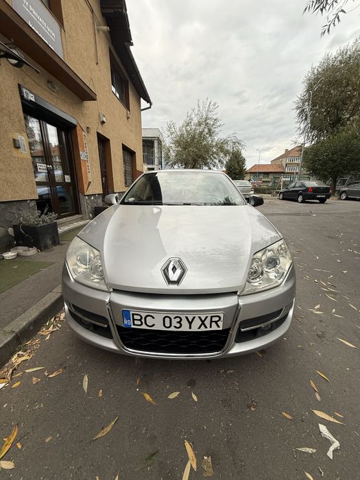 Faruri Renault Laguna 3