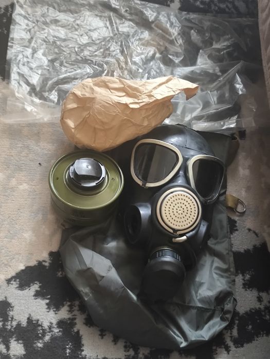 Противогазы разные СРОЧНО