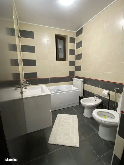 Apartament decomandat 2 camere | 54,1 mp | Curte privată | Parcare |