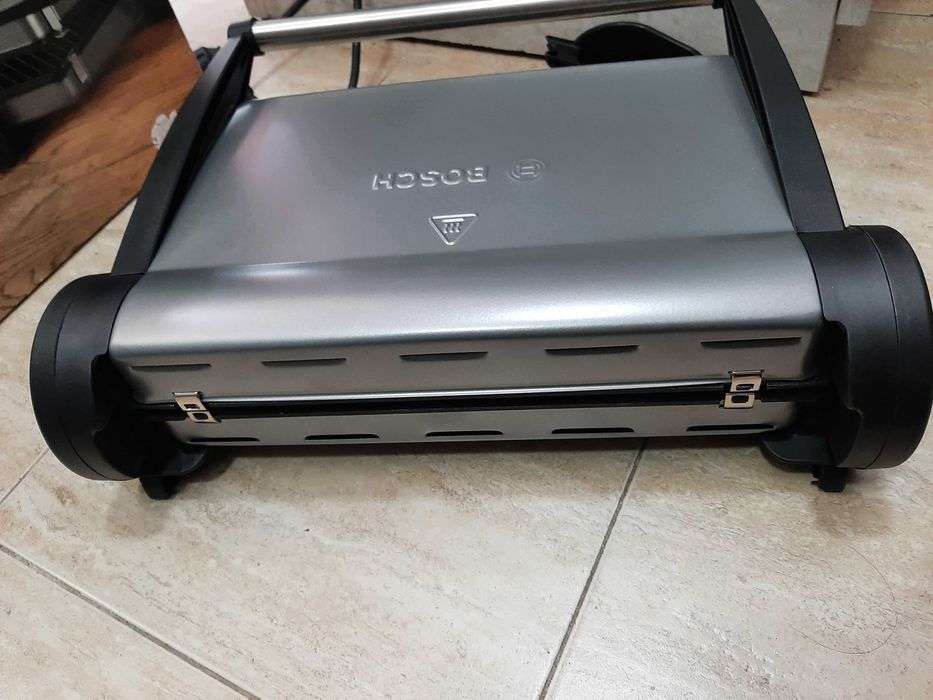 Електрическа скара- Грил 3 в 1 Bosch TCG4215, 2000 W, Нов