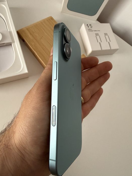 iPhone 16, 128Gb, Bat 88%, la cutie