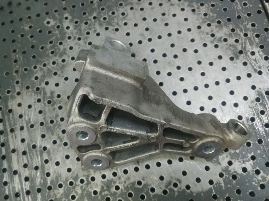 suport motor stanga 2.0b 55273835  alfa romeo giulia stelvio 50545196sx