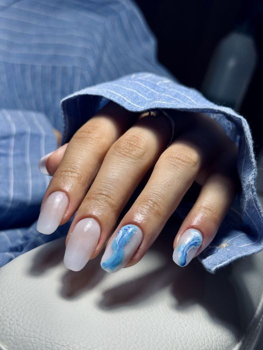 Unghii cu gel/oja semi