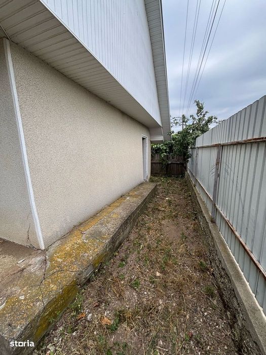 De vanzare casa parinteasca in apropiere de Roman, 23.000 euro