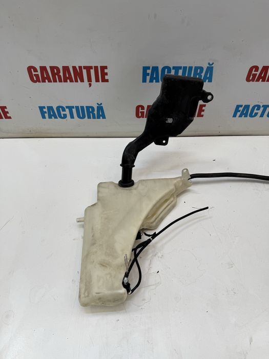 Vas lichid parbriz faruri stopgel spalatoare motoras Audi A4 B8 8K