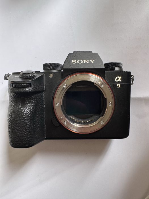 Sonny Alpha 9 + obiectiv