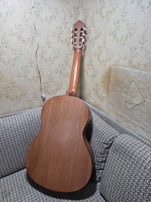 Гитара Yamaha c40m