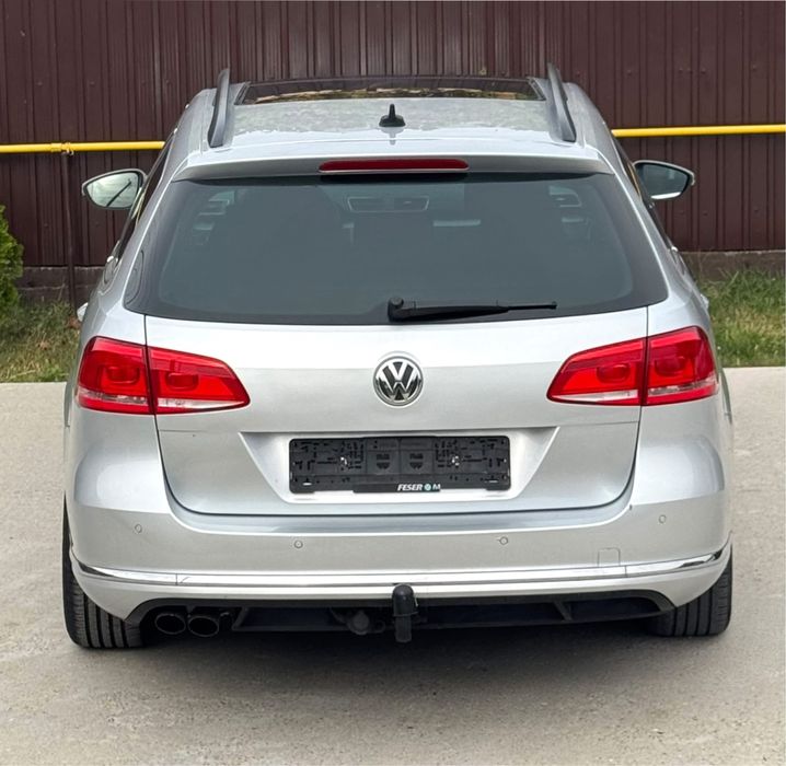 Volkswagen Passat B7 2.0 TDI Navy Panoramic Recent adus