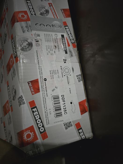 Задни накладки комплект, предни дискове за Мерцедес  W203