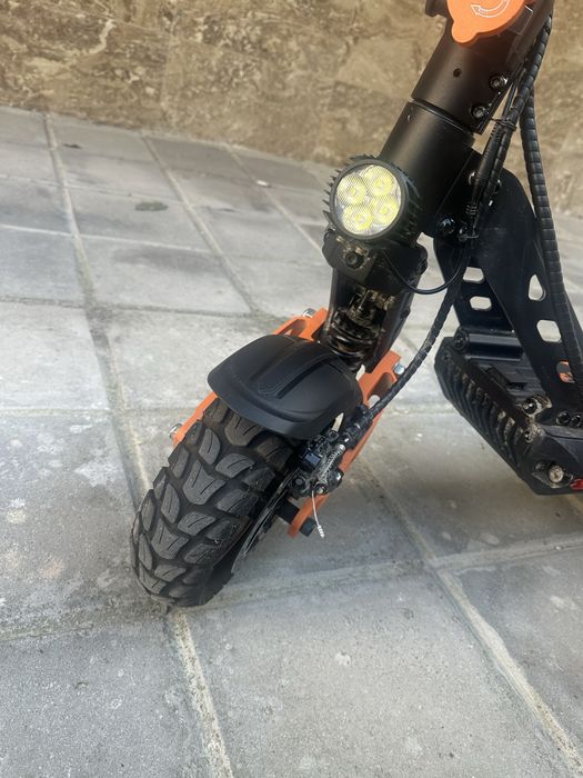 Продавам електрическа тротинетка KuKirin G2 Max